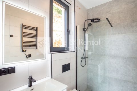 3 bedrooms house for sale in Lloret de Mar, Girona, Catalonia, Spain № 6666 - photo 15