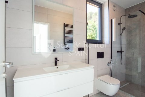 3 bedrooms house for sale in Lloret de Mar, Girona, Catalonia, Spain № 6666 - photo 29