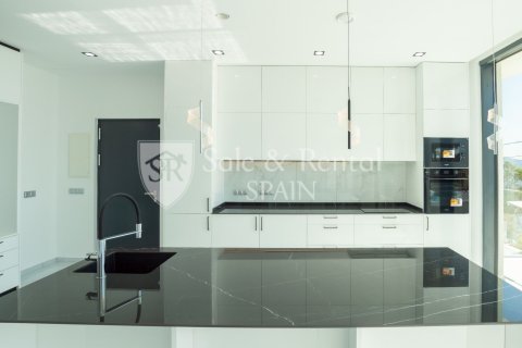 3 bedrooms house for sale in Lloret de Mar, Girona, Catalonia, Spain № 6666 - photo 10