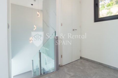 3 bedrooms house for sale in Lloret de Mar, Girona, Catalonia, Spain № 6666 - photo 18