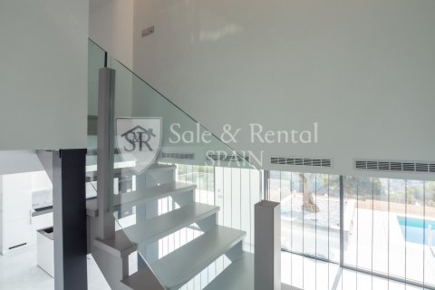 3 bedrooms house for sale in Lloret de Mar, Girona, Catalonia, Spain № 6666 - photo 17