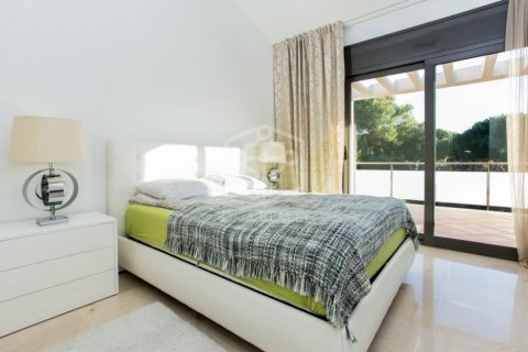 Купить виллу в Гава, Испания с 6 спален, 400м², № 1301 - фото 5