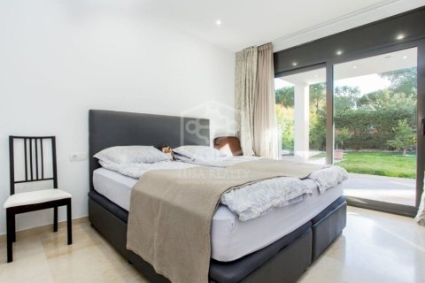 Купить виллу в Гава, Испания с 6 спален, 400м², № 1301 - фото 8