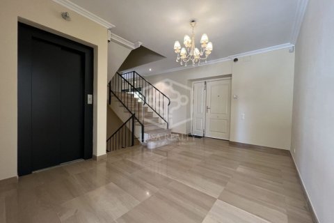 Купить виллу в Барселона, Испания с 4 спальни, 600м², № 1300 - фото 16