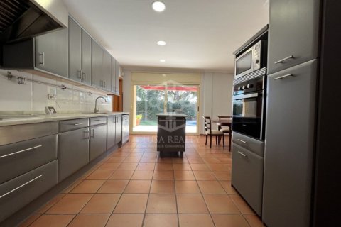 Купить виллу в Барселона, Испания с 4 спальни, 600м², № 1300 - фото 7