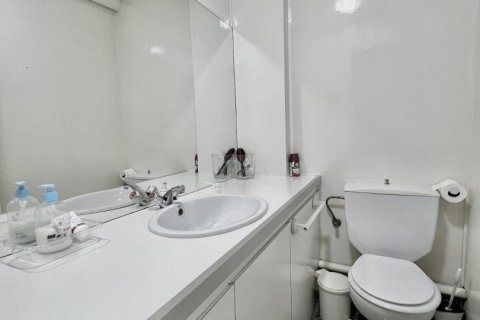 1 bedroom commercial property for sale in Barcelona, Catalonia, Spain № 5014 - photo 27