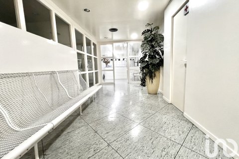 1 bedroom commercial property for sale in Barcelona, Catalonia, Spain № 5014 - photo 8