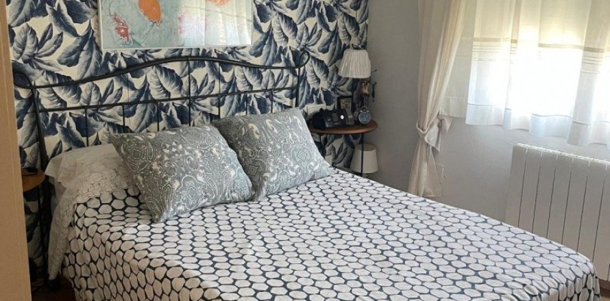 2 bedrooms house for sale in Girona, Catalonia, Spain № 5010