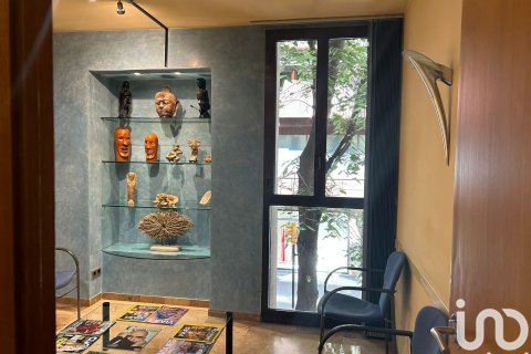 Купить квартиру в Жирона, Испания с 3 спальни, 110м², № 5009 - фото 5