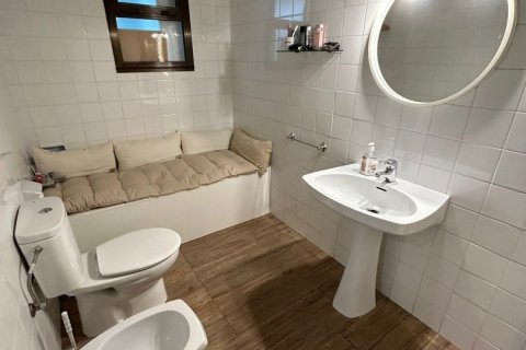 Купить квартиру в Жирона, Испания с 3 спальни, 110м², № 5009 - фото 4