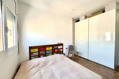 Купить квартиру в Барселона, Испания с 4 комнаты, 109м², № 1413 - фото 9