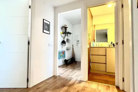 Купить квартиру в Барселона, Испания с 4 комнаты, 109м², № 1413 - фото 8