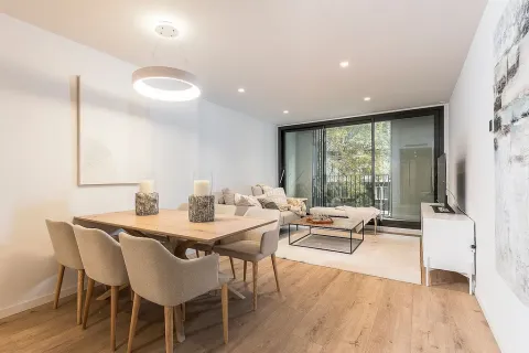 Квартира студия в Барселоне, Каталония, Испания № 1411