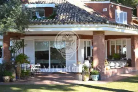 Дом с 5 спальнями в Сан-Висенсе де Монтальте, Барселона, Каталония, Испания № 2382