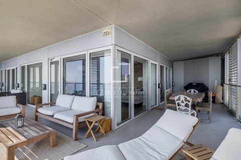 Снять в аренду квартиру в Барселона, Испания с 3 спальни, 124м², № 6495 - фото 4