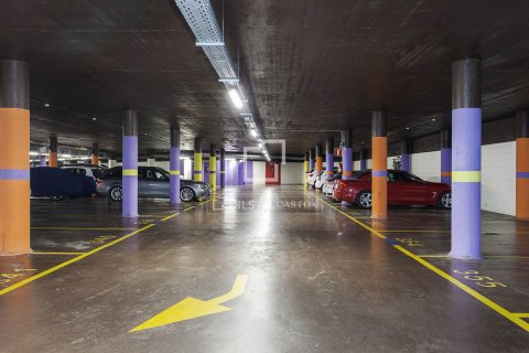 Снять в аренду квартиру в Барселона, Испания с 3 спальни, 124м², № 6495 - фото 30