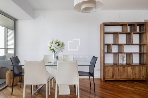 Снять в аренду квартиру в Барселона, Испания с 3 спальни, 124м², № 6495 - фото 9