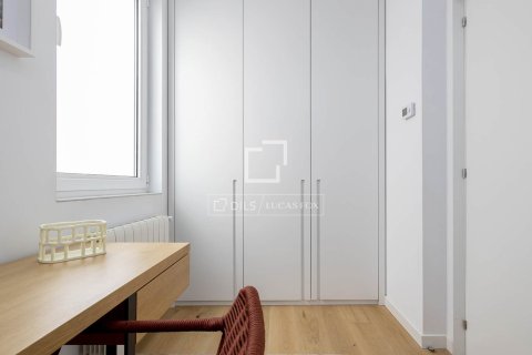 2 bedrooms apartment for rent in Barcelona, Catalonia, Spain № 6496 - photo 23