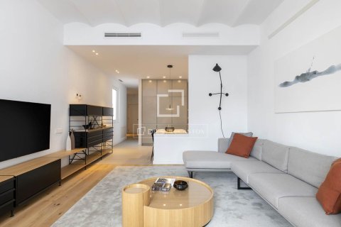 Квартира с 2 спальнями в Барселоне, Каталония, Испания № 6496