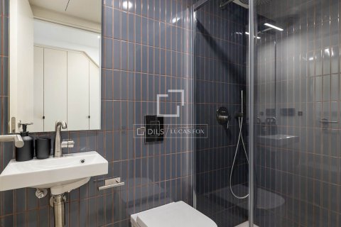 Снять в аренду квартиру в Барселона, Испания с 2 спальни, 109м², № 6494 - фото 15