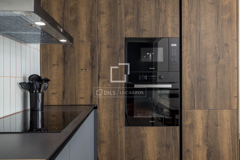 Снять в аренду квартиру в Барселона, Испания с 2 спальни, 109м², № 6494 - фото 9