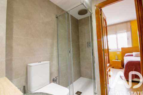 3 bedrooms townhouse for sale in Premia De Mar, Barcelona, Catalonia, Spain № 7494 - photo 14