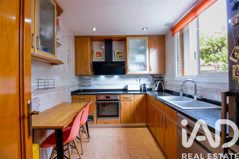 3 bedrooms townhouse for sale in Premia De Mar, Barcelona, Catalonia, Spain № 7494 - photo 21