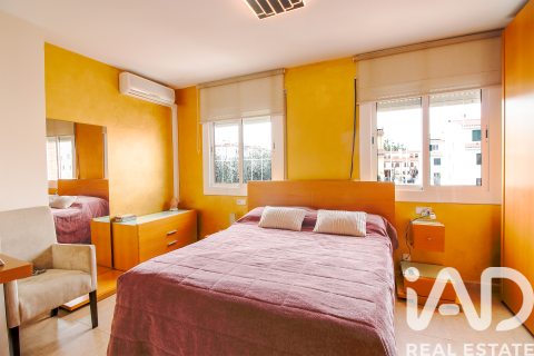 3 bedrooms townhouse for sale in Premia De Mar, Barcelona, Catalonia, Spain № 7494 - photo 17