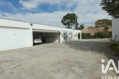 6 bedrooms house for sale in Alpicat, Lleida, Catalonia, Spain № 7495 - photo 28