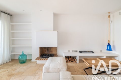 3 bedrooms apartment for sale in Vilanova i la Geltru, Barcelona, Catalonia, Spain № 7490 - photo 5