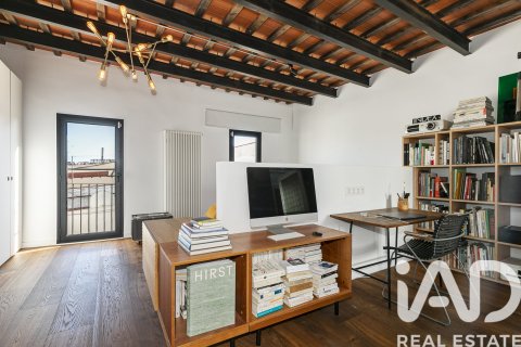 1 bedroom penthouse for sale in Barcelona, Catalonia, Spain № 7492 - photo 12