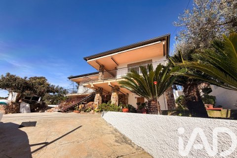 5 bedrooms house for sale in Olesa de Bonesvalls, Barcelona, Catalonia, Spain № 7489 - photo 27