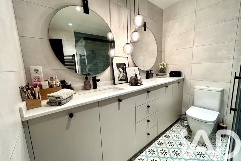 4 bedrooms apartment for sale in Cerdanyola Del Valles, Barcelona, Catalonia, Spain № 7491 - photo 17