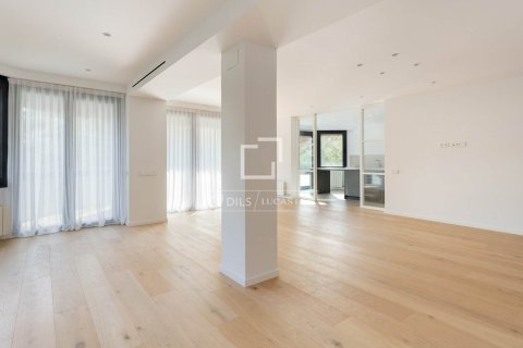 5 chambres apartment à vendre à Barcelona, Catalonia, Spain № 4358 - photo 15