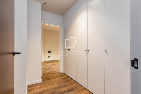 Купить квартиру в Барселона, Испания с 2 спальни, 148м², № 4357 - фото 16