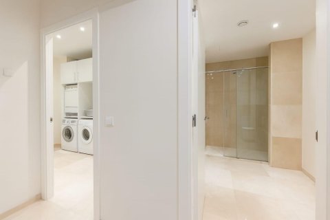 Купить дом в Эсплугес-де-Льобрегат, Испания с 6 комнат, 492м², № 8143 - фото 16