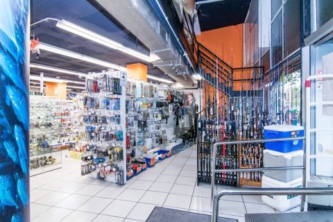 685 sq.m. commercial property for sale in Ciutat Vella, Barcelona, Catalonia, Spain № 5199