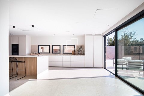 6 bedrooms villa for sale in Sant Cugat Del Valles, Barcelona, Catalonia, Spain № 4330 - photo 12