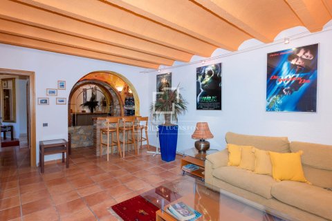 Villa de 5 dormitorios en venta en Sitges, Barcelona, Cataluña, Spain № 4332 - foto 18