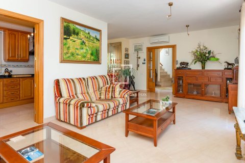 Villa de 5 dormitorios en venta en Sitges, Barcelona, Cataluña, Spain № 4332 - foto 7