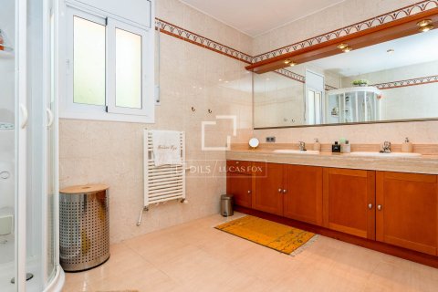 Villa de 5 dormitorios en venta en Sitges, Barcelona, Cataluña, Spain № 4332 - foto 15
