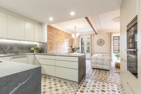 3 chambres apartment à vendre à Barcelona, Catalonia, Spain № 4327 - photo 14