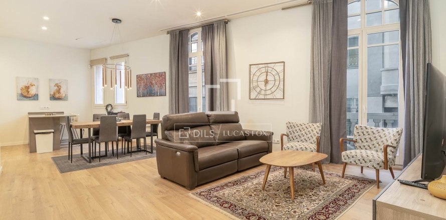 4 bedrooms apartment for sale in Barcelona, Catalonia, Spain № 6398