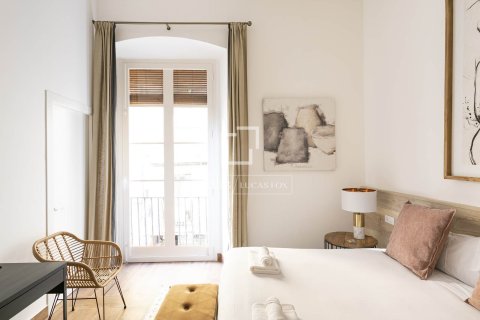 2 bedrooms apartment for sale in Barcelona, Catalonia, Spain № 6402 - photo 23