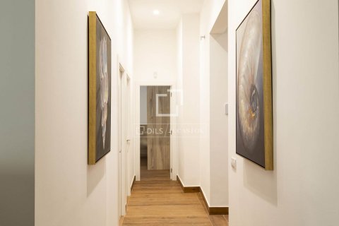 2 bedrooms apartment for sale in Barcelona, Catalonia, Spain № 6402 - photo 20