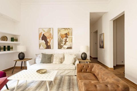 2 bedrooms apartment for sale in Barcelona, Catalonia, Spain № 6402 - photo 2