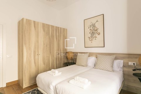 2 bedrooms apartment for sale in Barcelona, Catalonia, Spain № 6402 - photo 30