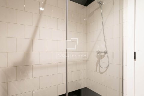 2 bedrooms apartment for sale in Barcelona, Catalonia, Spain № 6400 - photo 22