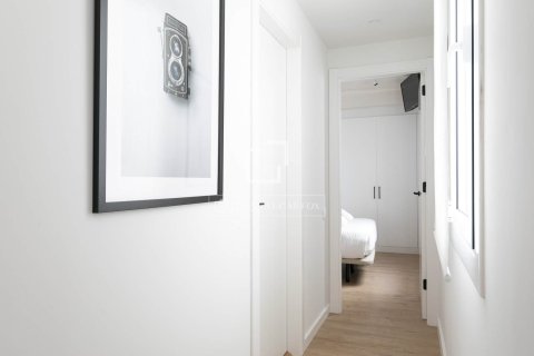 2 bedrooms apartment for sale in Barcelona, Catalonia, Spain № 6400 - photo 13