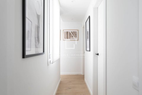 2 bedrooms apartment for sale in Barcelona, Catalonia, Spain № 6400 - photo 14